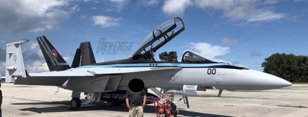 Quels Avions Dans Top Gun 2 Filtran fotografías del supuesto avión que volará Maverick para la