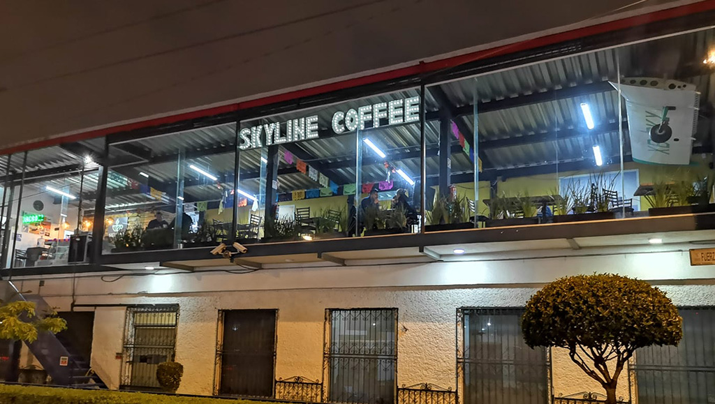 skyline travel & cafe