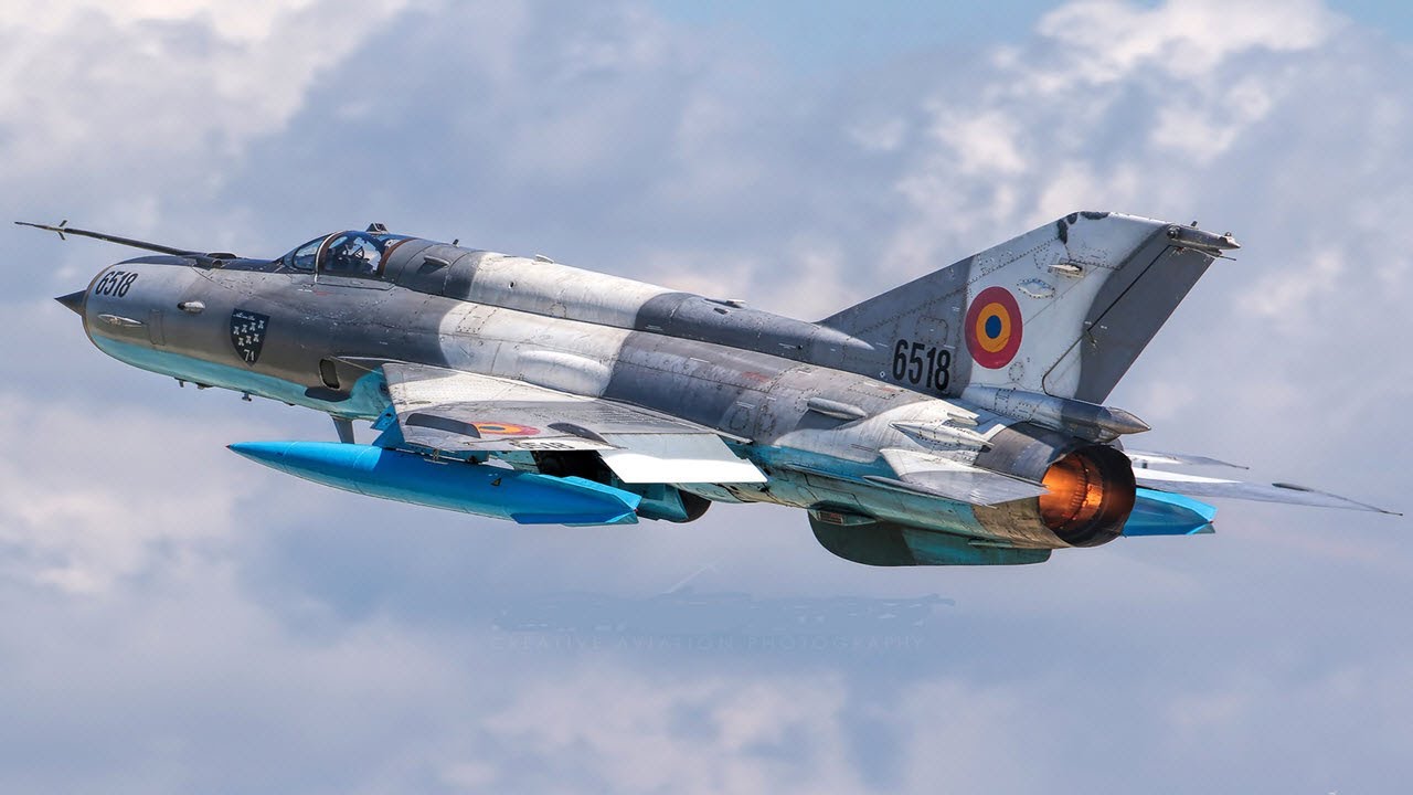 Se estrella MiG-21 y helicóptero que fue a su rescate; sin sobrevivientes